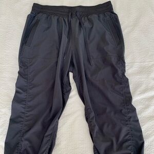 RBX Lumen Lightweight Capri Pant. Size L. Dark Grey